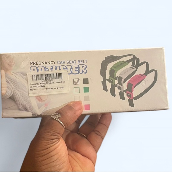 Pregnancy Car Seat Belt Adjuster - Picture 2 of 2